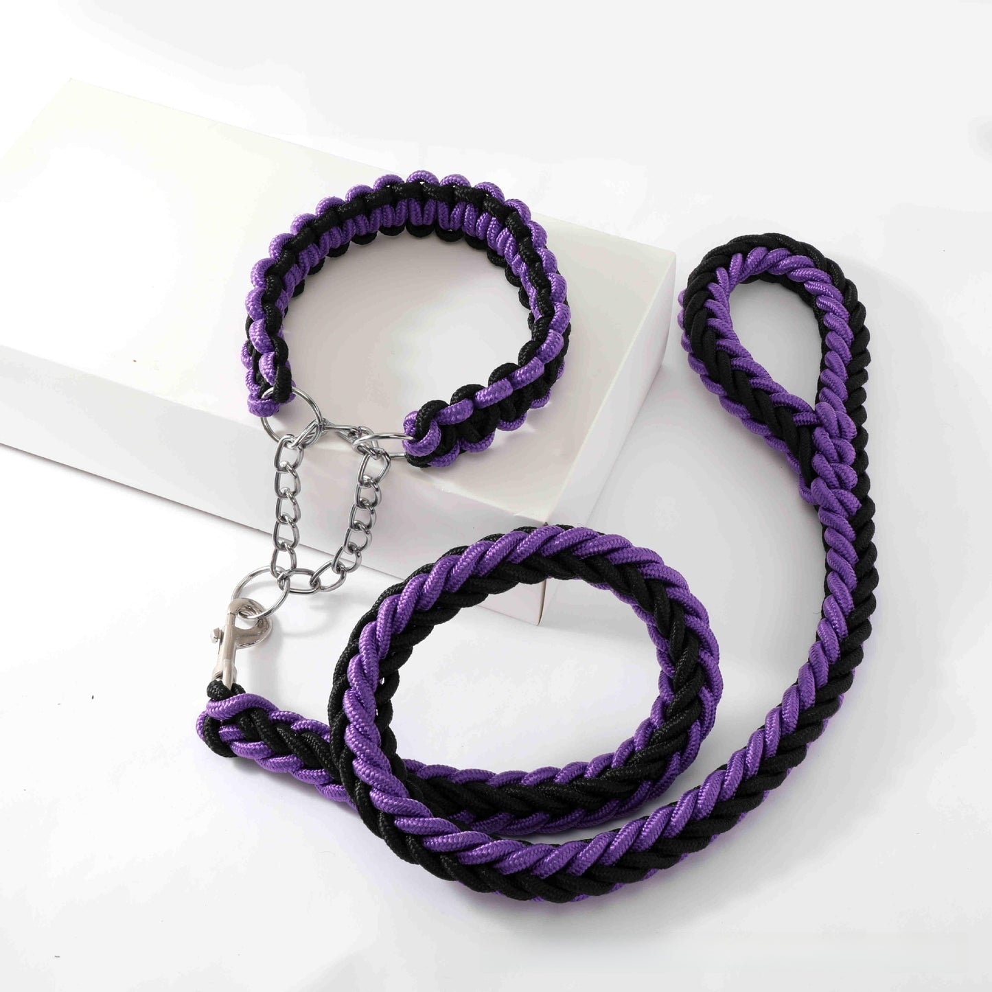 Dog Walker Leash – Strong Adjustable Nylon Leash for Safe & Comfortable Walks